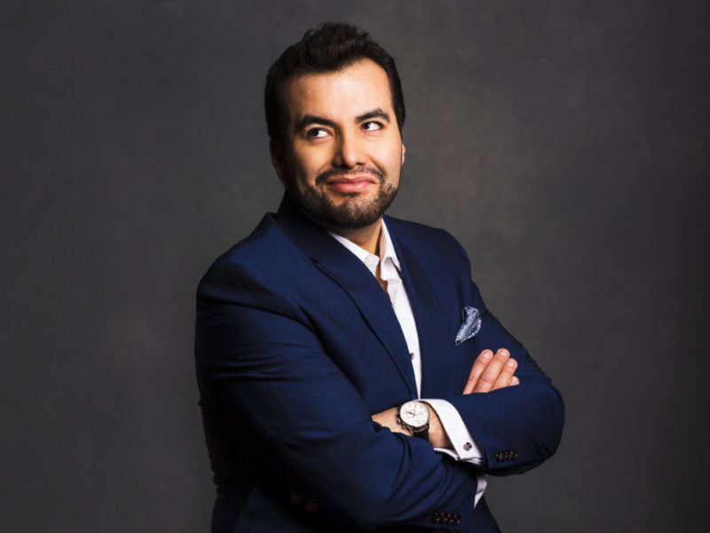 Javier Arrey, miembro del Consejo Asesor del Teatro Regional Cervantes: “Me parece maravilloso que Valdivia tenga un lugar que pueda recibir talento local y extranjero”