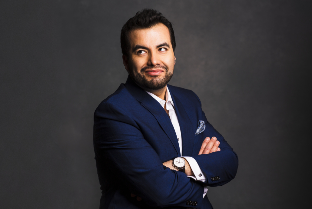 Javier Arrey, miembro del Consejo Asesor del Teatro Regional Cervantes: “Me parece maravilloso que Valdivia tenga un lugar que pueda recibir talento local y extranjero”