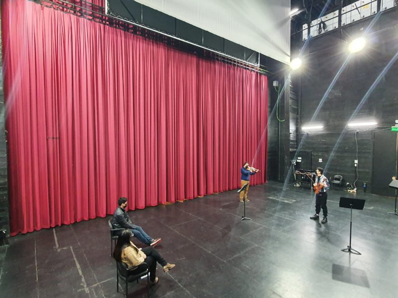Fundación Chile Violines vuelve a las clases presenciales desde el Teatro Regional Cervantes