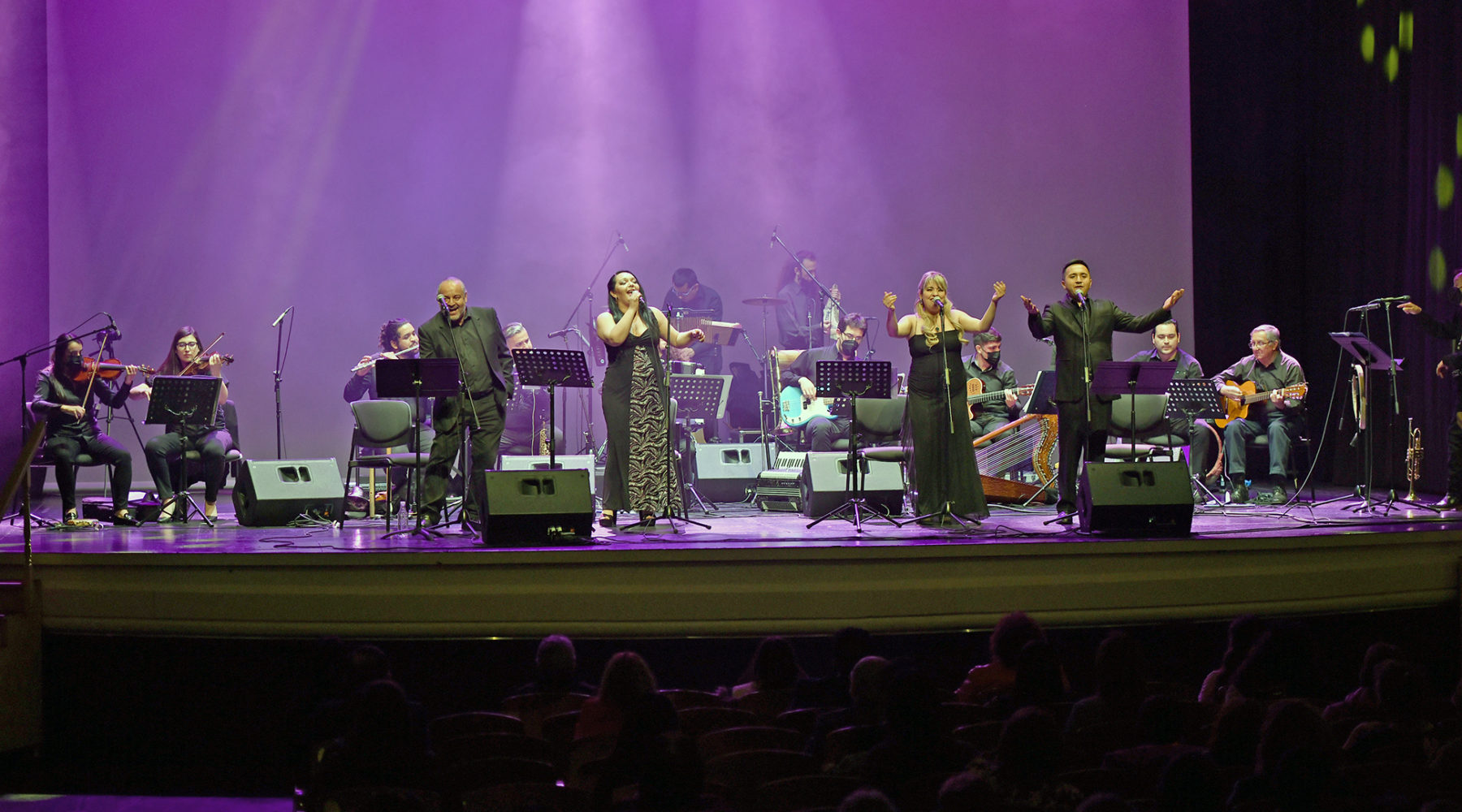 Orquesta Folclórica de Chile Homenaje a Germán Concha Pardo hizo vibrar a asistentes con una propuesta folclórica de calidad