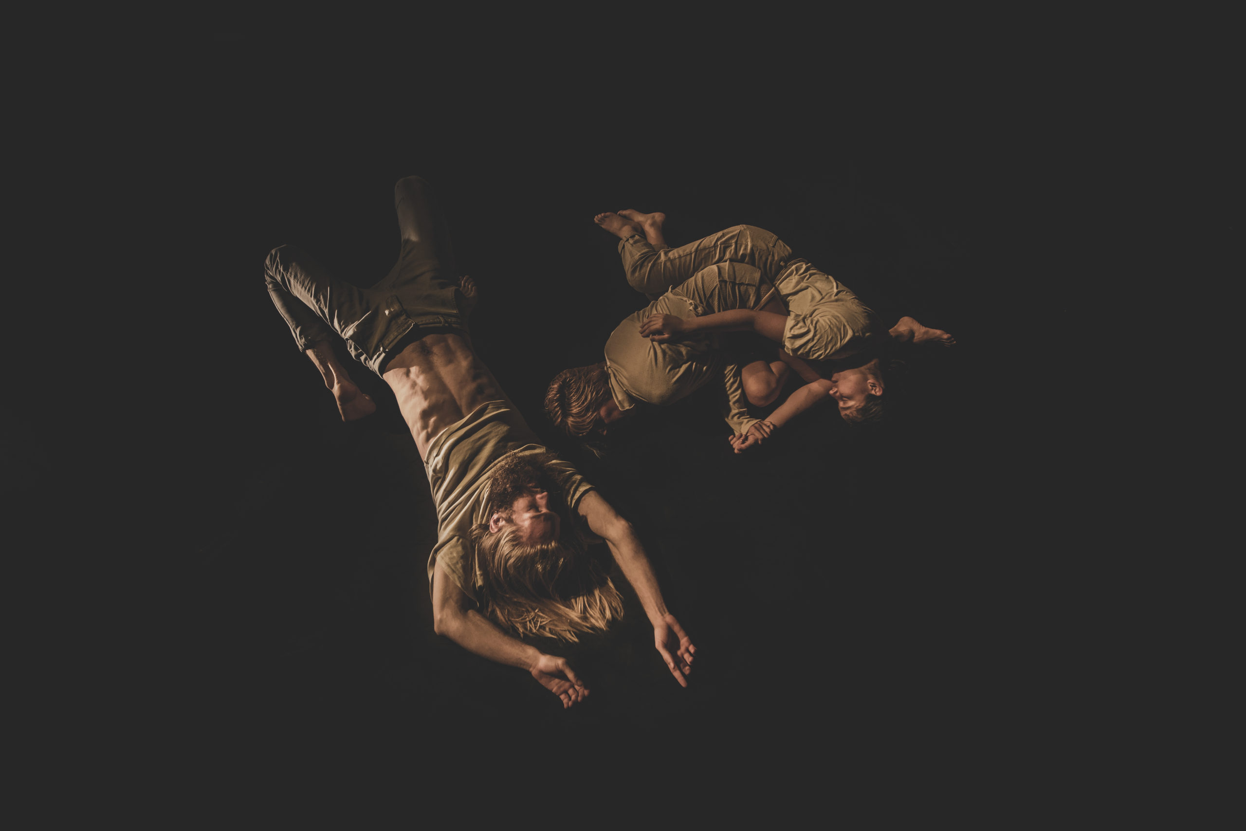 Compañía española HURyCAN presentará la puesta de danza contemporánea”tuS extremoS”