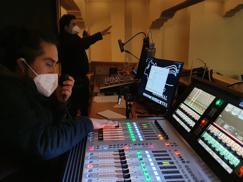 Teatro Regional Cervantes recibe equipos de última generación