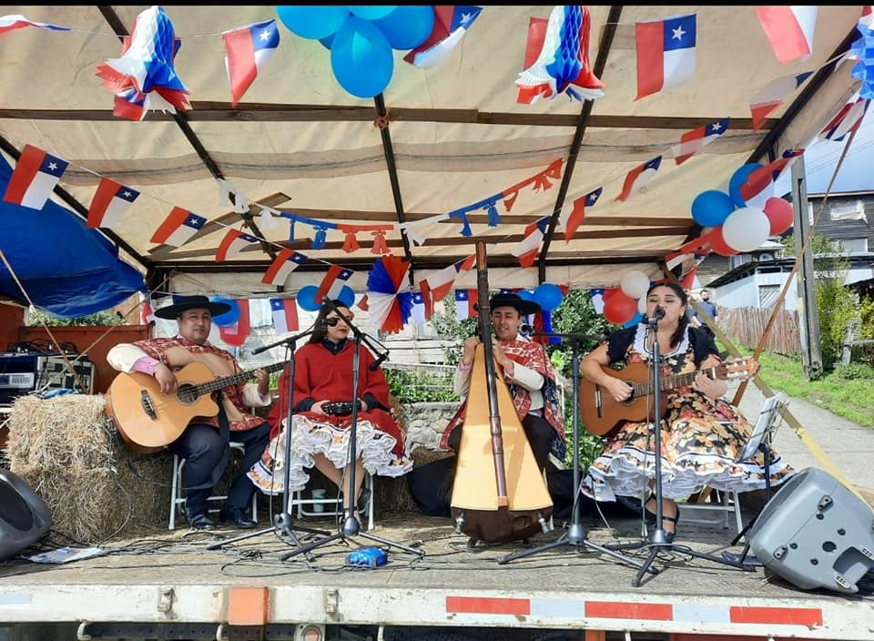 Grupo “Alerzal de Los Ríos”: música y tradiciones folclóricas que llegan desde Río Bueno al Teatro Regional Cervantes