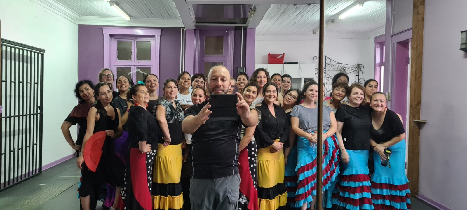 Compañía de Flamenco “Ecos Andaluces” se presentará en el Teatro Regional Cervantes de Valdivia